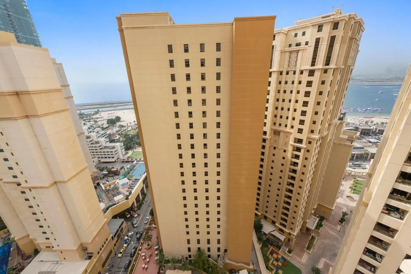 Spacious 2 Bedroom In Prime Location Дубай ОАЭ