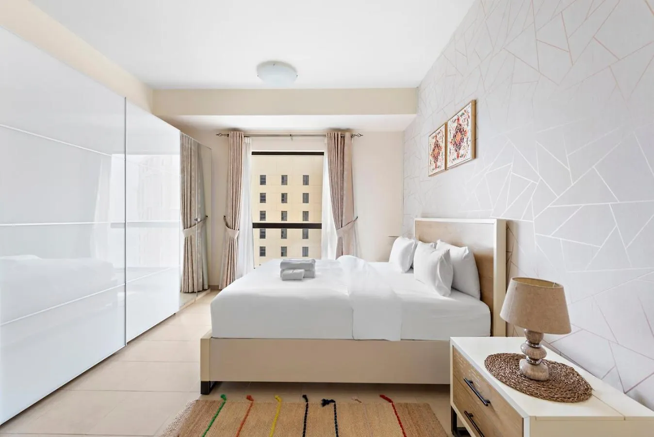 Апартаменты Spacious 2 Bedroom In Prime Location Дубай