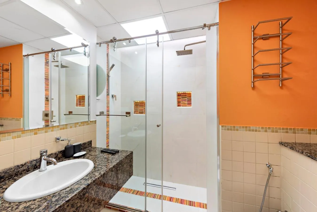 Spacious 2 Bedroom In Prime Location Дубай ОАЭ